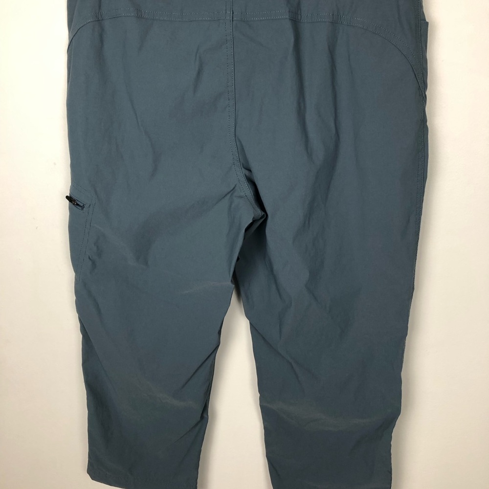 Eddie Bauer Blue Gray Tech Cargo Hiking Capri Capris Women’s Size 10 - Picture 3 of 7